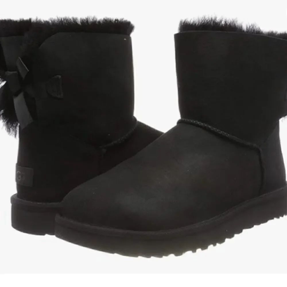 UGG Mini Bailey Bow II Ankle Booties in Black, Size 6 Style 1016501